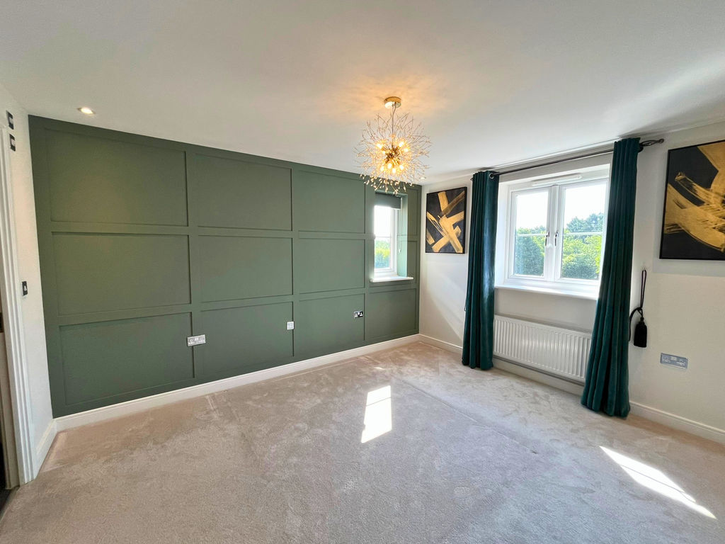 Harrow Drive Headley